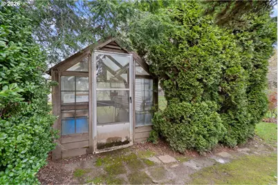 495 SW 167th Ave, Beaverton, OR 97006 - Photo 39