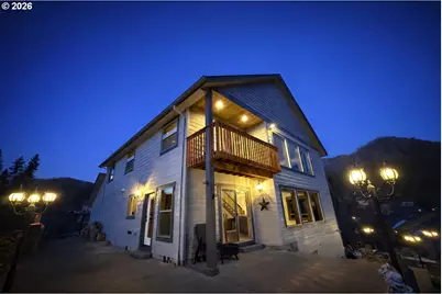 125 Melgard Ct, Detroit, OR 97342 - Photo 3