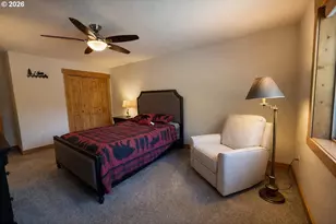 125 Melgard Ct, Detroit, OR 97342 - Photo 23