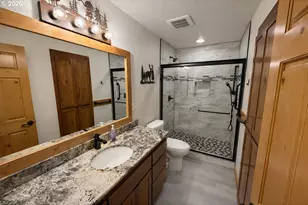 125 Melgard Ct, Detroit, OR 97342 - Photo 17