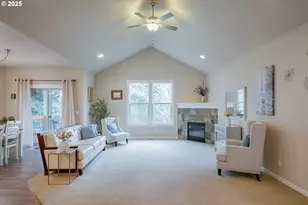 21022 Jenny Marie Ln, Aurora, OR 97002 - Photo 21