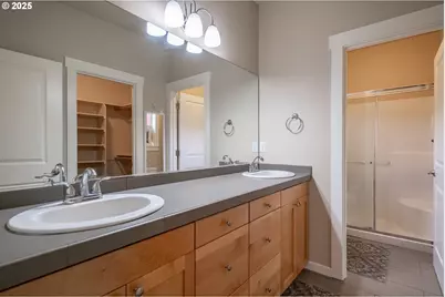 21022 Jenny Marie Ln, Aurora, OR 97002 - Photo 17