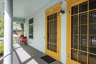 2204 NE 7th Ave, Portland, OR 97212 - Photo 3