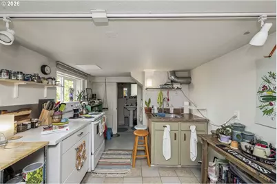 2204 NE 7th Ave, Portland, OR 97212 - Photo 35