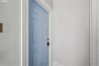 2204 NE 7th Ave, Portland, OR 97212 - Photo 23