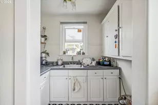 2204 NE 7th Ave, Portland, OR 97212 - Photo 27