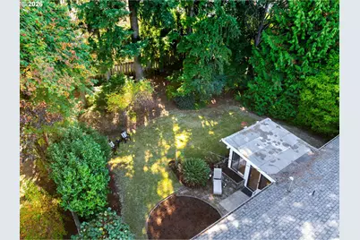 13236 NE Shaver St, Portland, OR 97230 - Photo 27