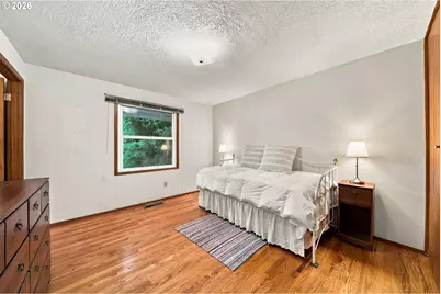 13236 NE Shaver St, Portland, OR 97230 - Photo 13