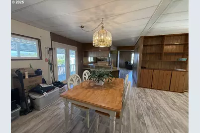 1709 NE 78th St, Vancouver, WA 98665 - Photo 9