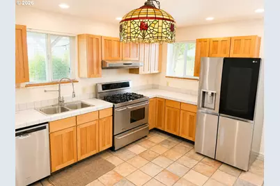 925 Front St, Gardiner, OR 97441 - Photo 7