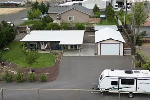 515 Columbia Ave, Roosevelt, WA 99356 - Photo 1