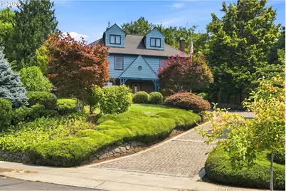 526 SE 65th Ave, Portland, OR 97215 - Photo 1