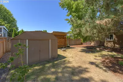 1642 SW Tamarack St, McMinnville, OR 97128 - Photo 41