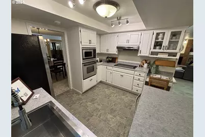 890 Alvina St SE, Salem, OR 97306 - Photo 19