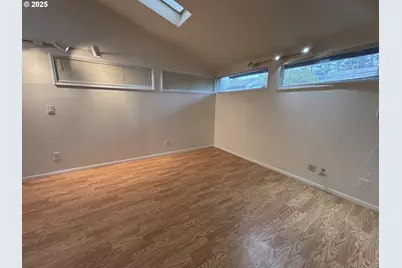 890 Alvina St SE, Salem, OR 97306 - Photo 11