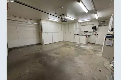 890 Alvina St SE, Salem, OR 97306 - Photo 29