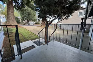 890 Alvina St SE, Salem, OR 97306 - Photo 3