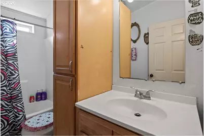 786 Hoffman Rd, Salem, OR 97301 - Photo 23