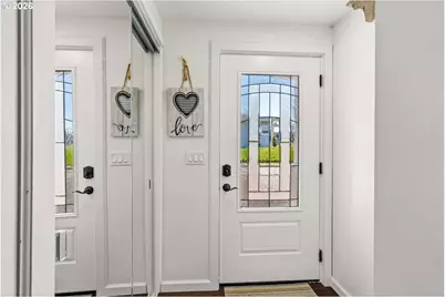 1214 Moore St, Brookings, OR 97415 - Photo 9