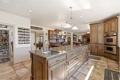 2910 SE 282nd Ct, Camas, WA 98607 - Photo 15