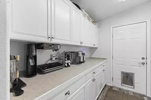 2134 Lynne Dr, North Bend, OR 97459 - Photo 15