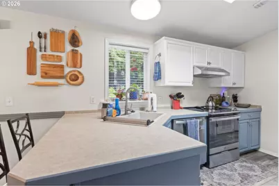 2134 Lynne Dr, North Bend, OR 97459 - Photo 13