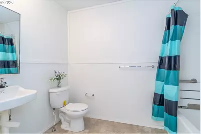 5000 NE Stephens St #40, Roseburg, OR 97470 - Photo 19