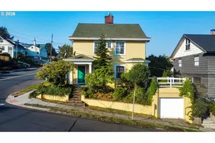 997 16th St, Astoria, OR 97103 - Photo 3