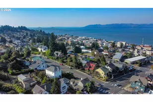 997 16th St, Astoria, OR 97103 - Photo 7