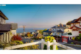 997 16th St, Astoria, OR 97103 - Photo 11