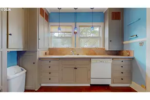 997 16th St, Astoria, OR 97103 - Photo 21