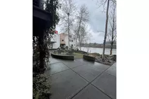 810 NW Naito Pkwy, Portland, OR 97209 - Photo 23