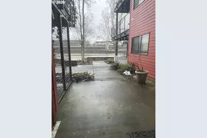 810 NW Naito Pkwy #F-10, Portland, OR 97209 - Photo 21