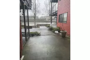 810 NW Naito Pkwy, Portland, OR 97209 - Photo 21