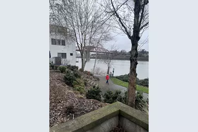 810 NW Naito Pkwy #F-10, Portland, OR 97209 - Photo 25