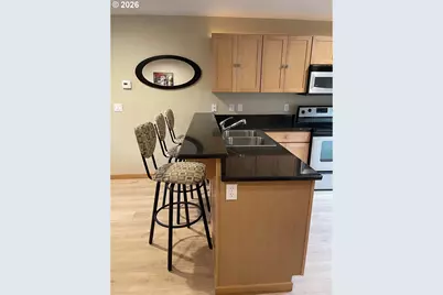 810 NW Naito Pkwy #F-10, Portland, OR 97209 - Photo 3