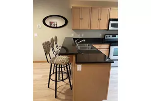 810 NW Naito Pkwy, Portland, OR 97209 - Photo 3