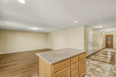 13718 NE 65th St, Vancouver, WA 98682 - Photo 9