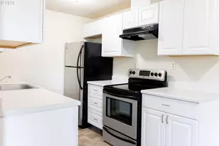 8856 SE Jannsen Rd, Clackamas, OR 97015 - Photo 17