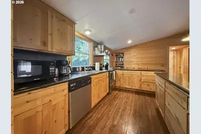 16947 Parkview Dr, Brookings, OR 97415 - Photo 11