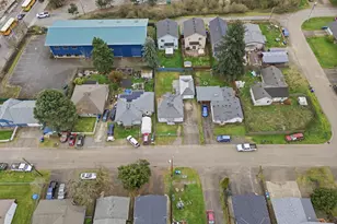 10068 SE Brandeis St, Clackamas, OR 97015 - Photo 29