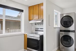 10068 SE Brandeis St, Clackamas, OR 97015 - Photo 13