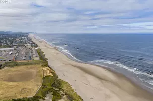 1830 NW 47 St, Lincoln City, OR 97367 - Photo 47