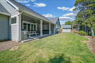 1830 NW 47 St, Lincoln City, OR 97367 - Photo 41