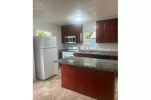 12526 SE Tibbetts St, Portland, OR 97236 - Photo 7