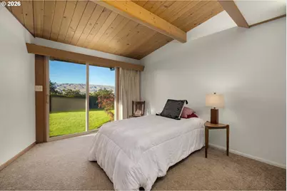 314 W Scenic Dr, The Dalles, OR 97058 - Photo 27