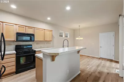 4569 SE Davis Rd, Hillsboro, OR 97123 - Photo 5