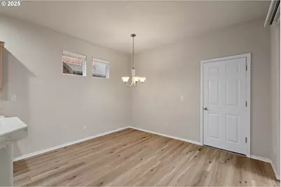 4569 SE Davis Rd, Hillsboro, OR 97123 - Photo 9