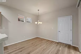 4569 SE Davis Rd, Hillsboro, OR 97123 - Photo 9