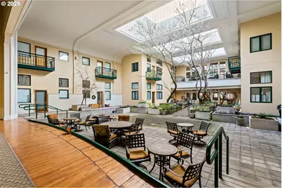 650 W 12th Ave, Eugene, OR 97402 - Photo 3